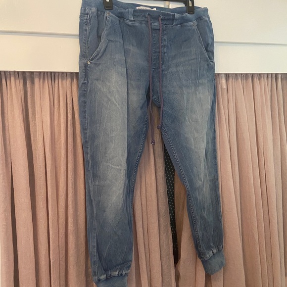 Womens Melrose and Market size medium light denim joggers with drawstring waist - Picture 1 of 3